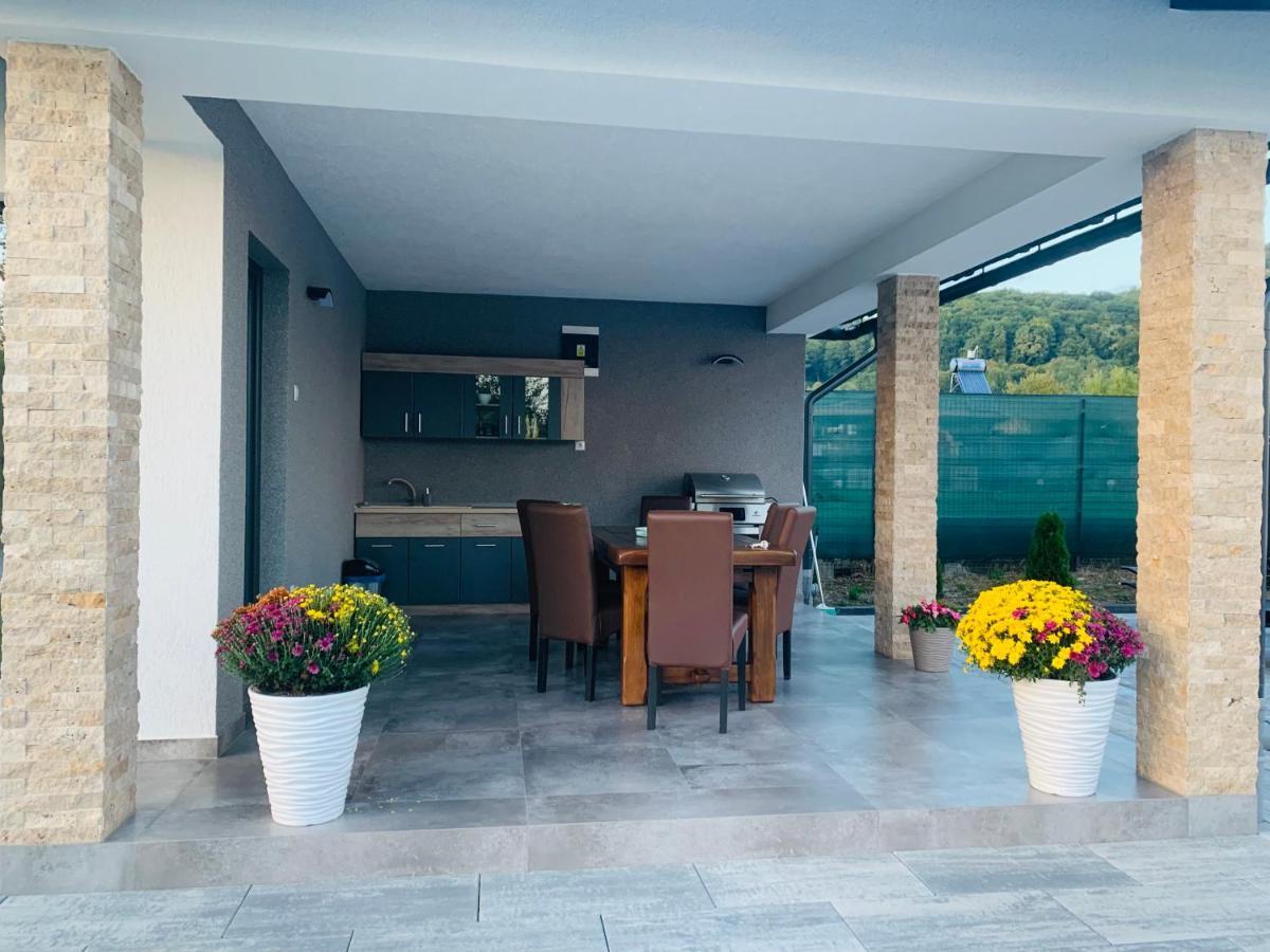 Vila Diamond Lux&Spa Sovata Exterior foto